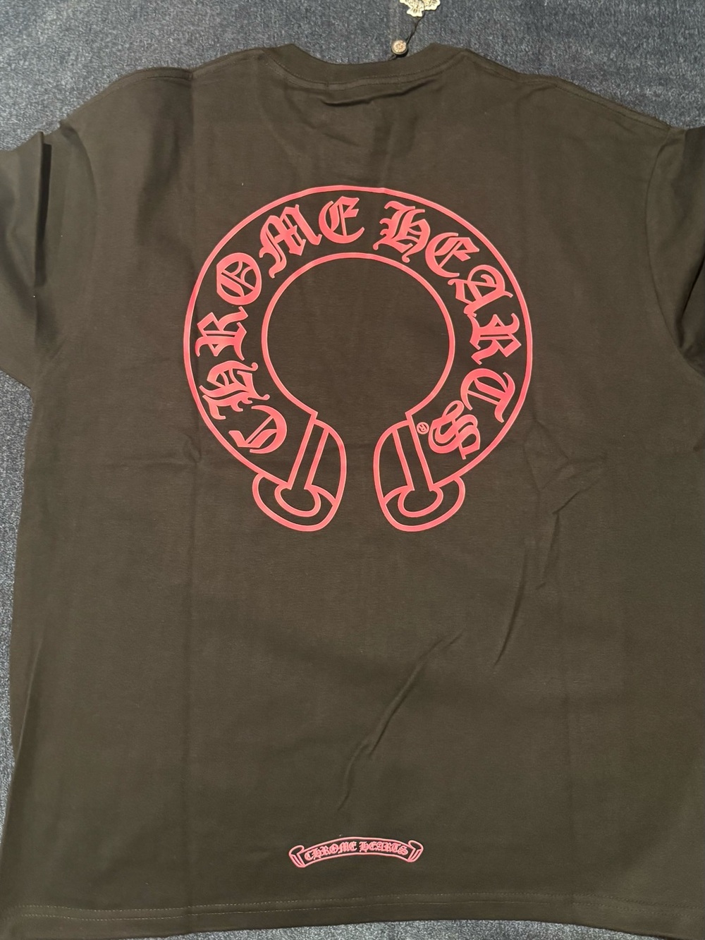 Black Mens Graphic T-Shirt with Pink Logo - Picture 2 of 2